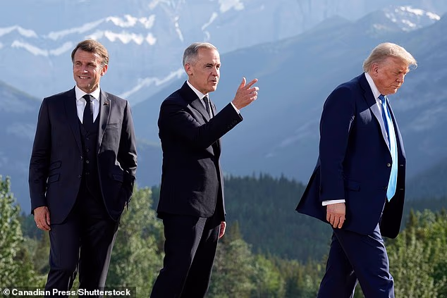 French President Emmanuel Macron, left to right, Prime Minister Mark Carney and U.S. President Donald Trump